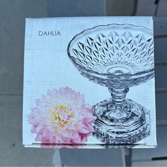 NIB Soga Contemporary Clear Glass Dahlia Footed Fruit & Candy Bowl Holiday Party - Picture 2 of 8